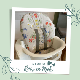 Stokke Steps kussenset - decoratiestof - lentebloemen