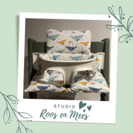 Tripp Trapp kussenset - katoen - walvis op wit met blauw en oker