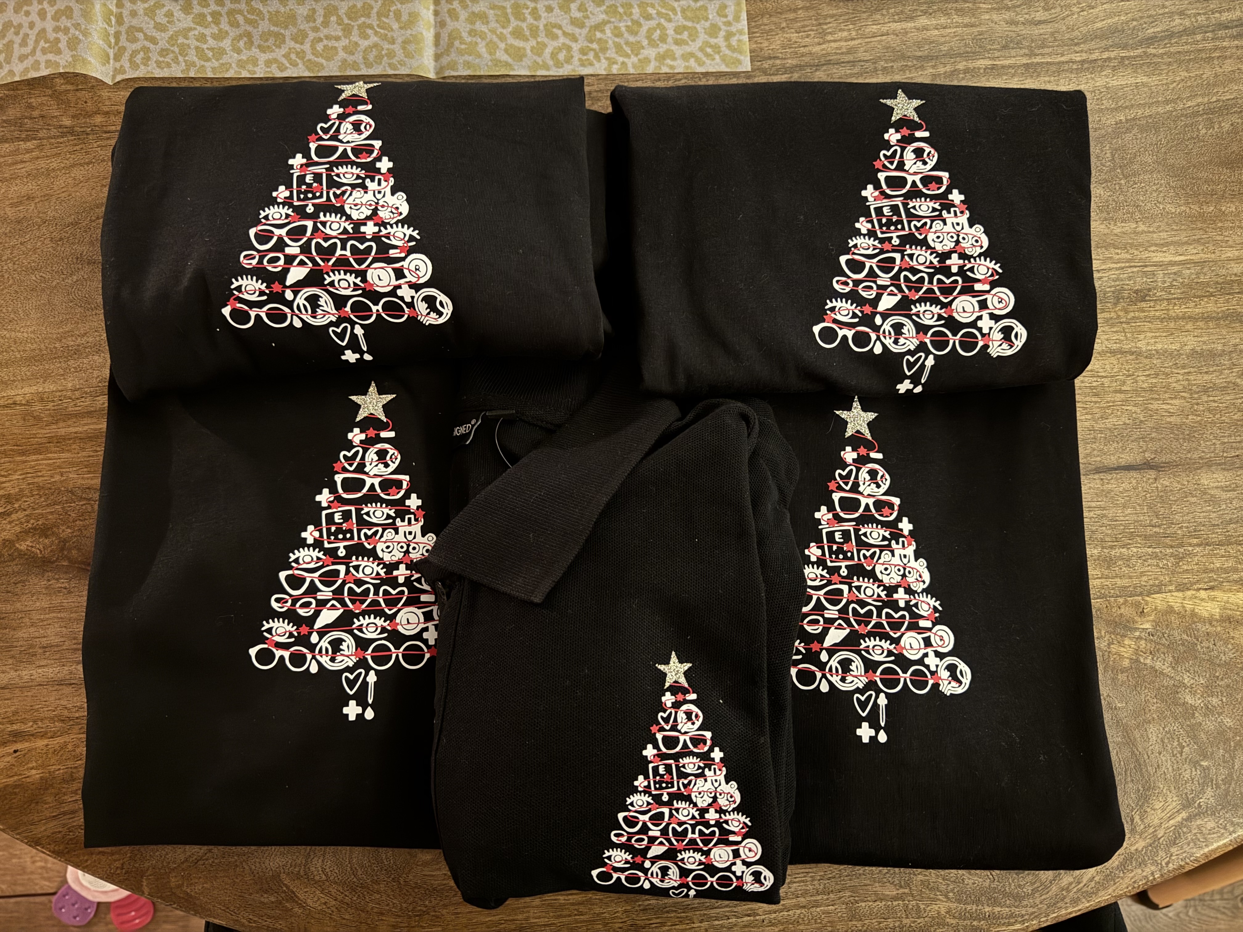 Kerst shirts getekend en bedrukt voor Hans Anders