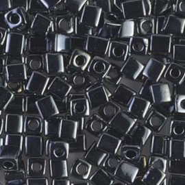 Miyuki square beads cubes 4mm zwart (5 gram)