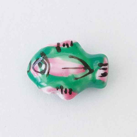 Keramiek kraal vis 20x15mm groen roze (per stuk)