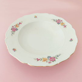 Brocante diep bord met bloemenmotief
