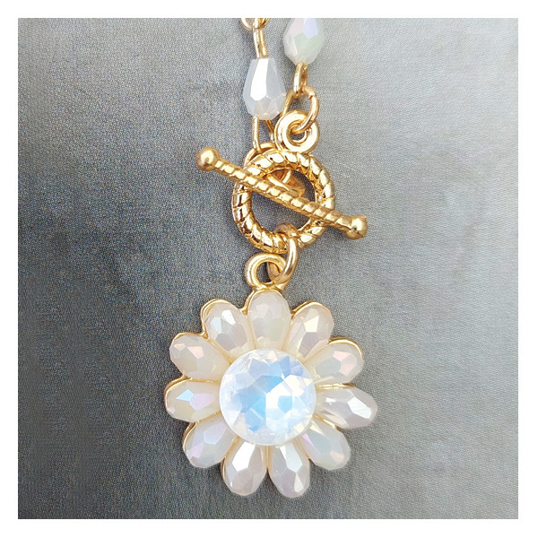 Biba kettingen flowers goud.