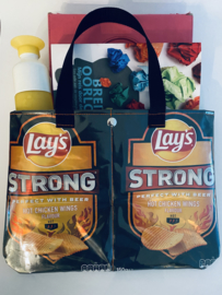 Handtas Lay's Strong Hot Chicken Wings