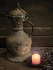 Oude Koperen Kan met Deksel rechts