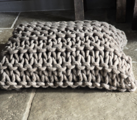 Stoere Grove Gehaakte Plaid Taupe