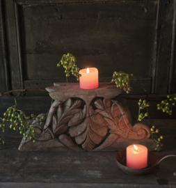 Oud Houten Poerornament