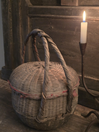 Stoere Oosterse Mand met Hengsel en Deksel