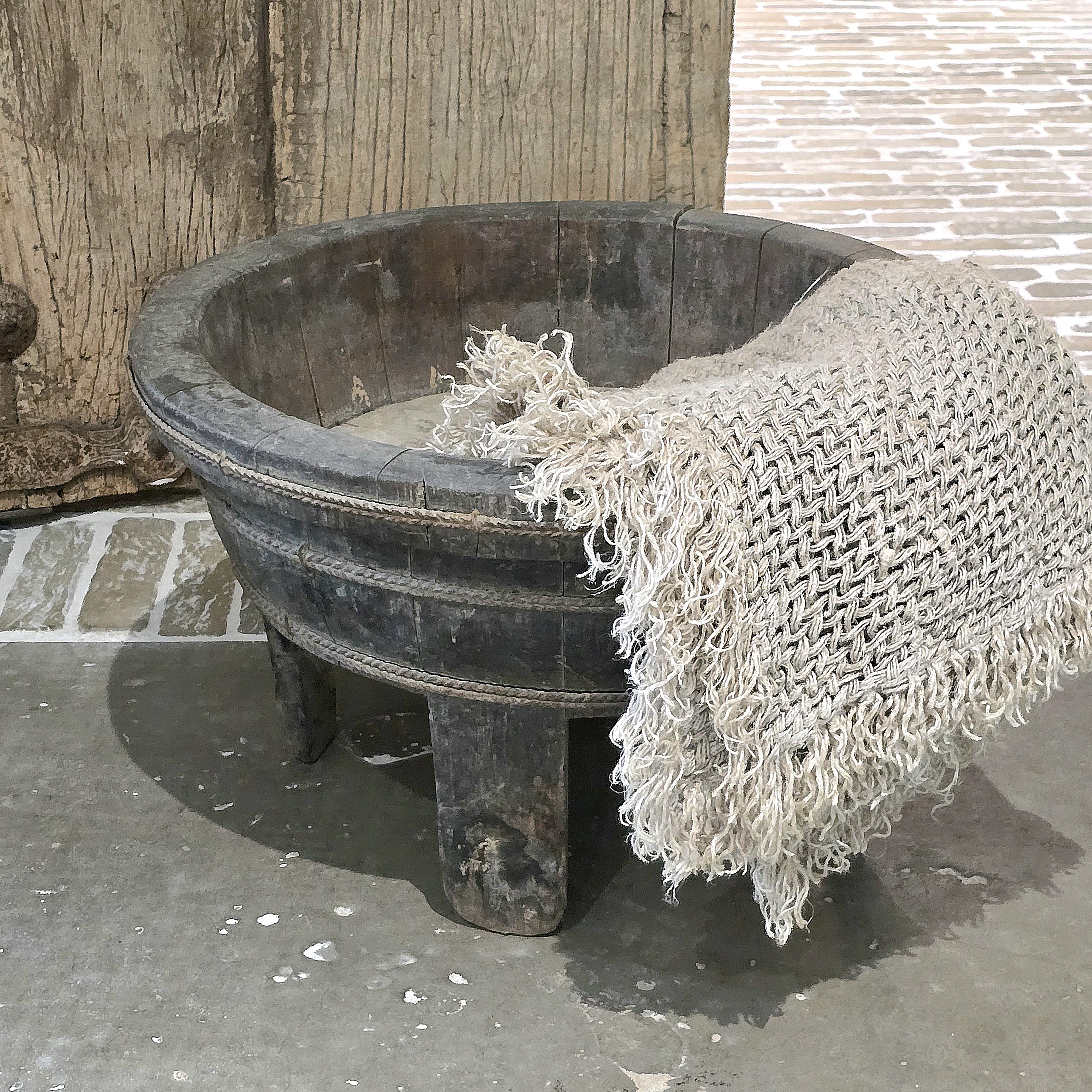 Houten Olijfbak Rond op Pootjes