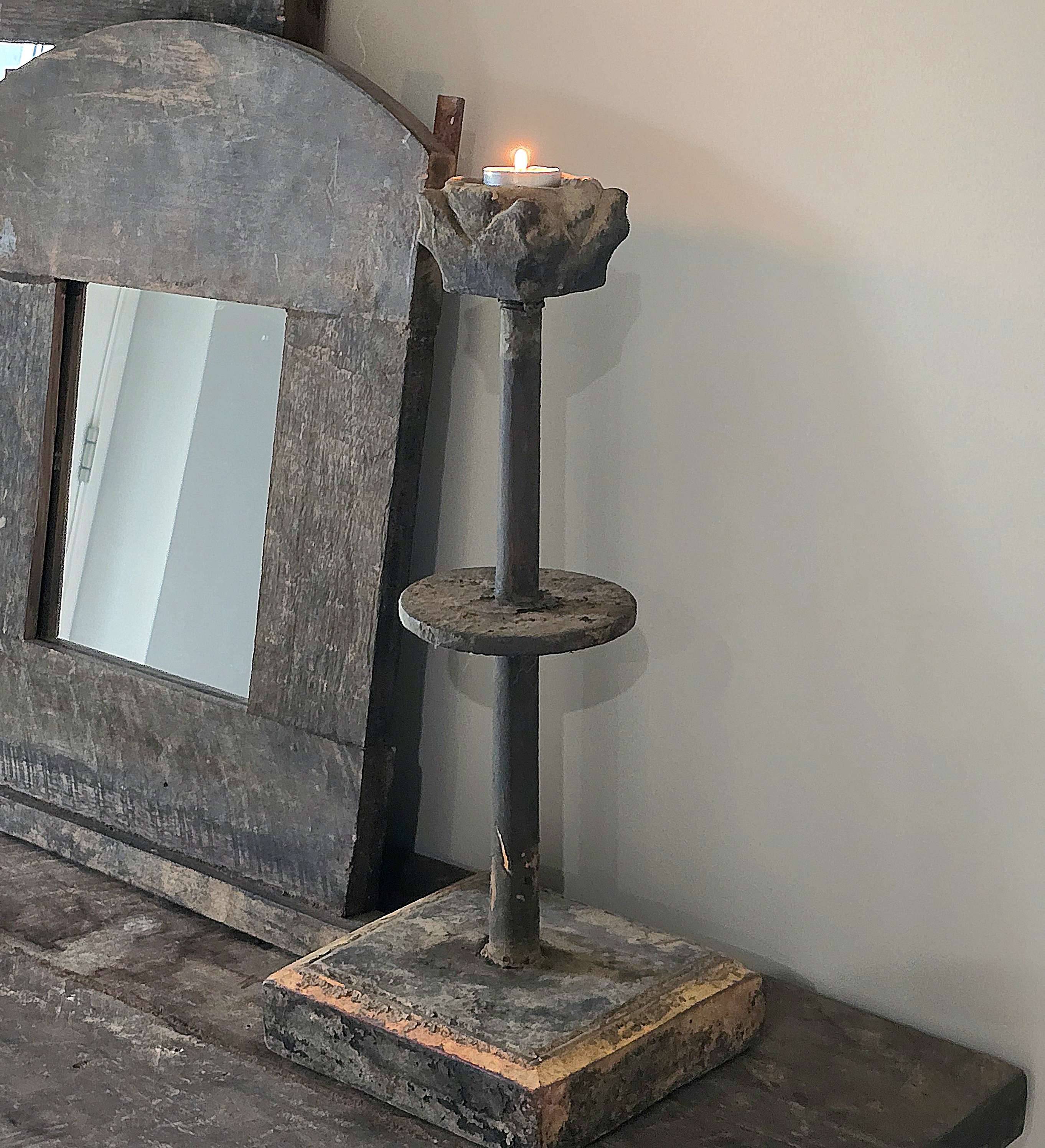 Oude Houten Kandelaar