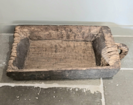 Oude Doorleefde Houten Trog met Handvat