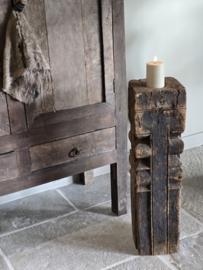 Unieke Houten Ornamentkandelaar