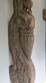 Unieke Houtsnijwerken Wandlamp met  Kap