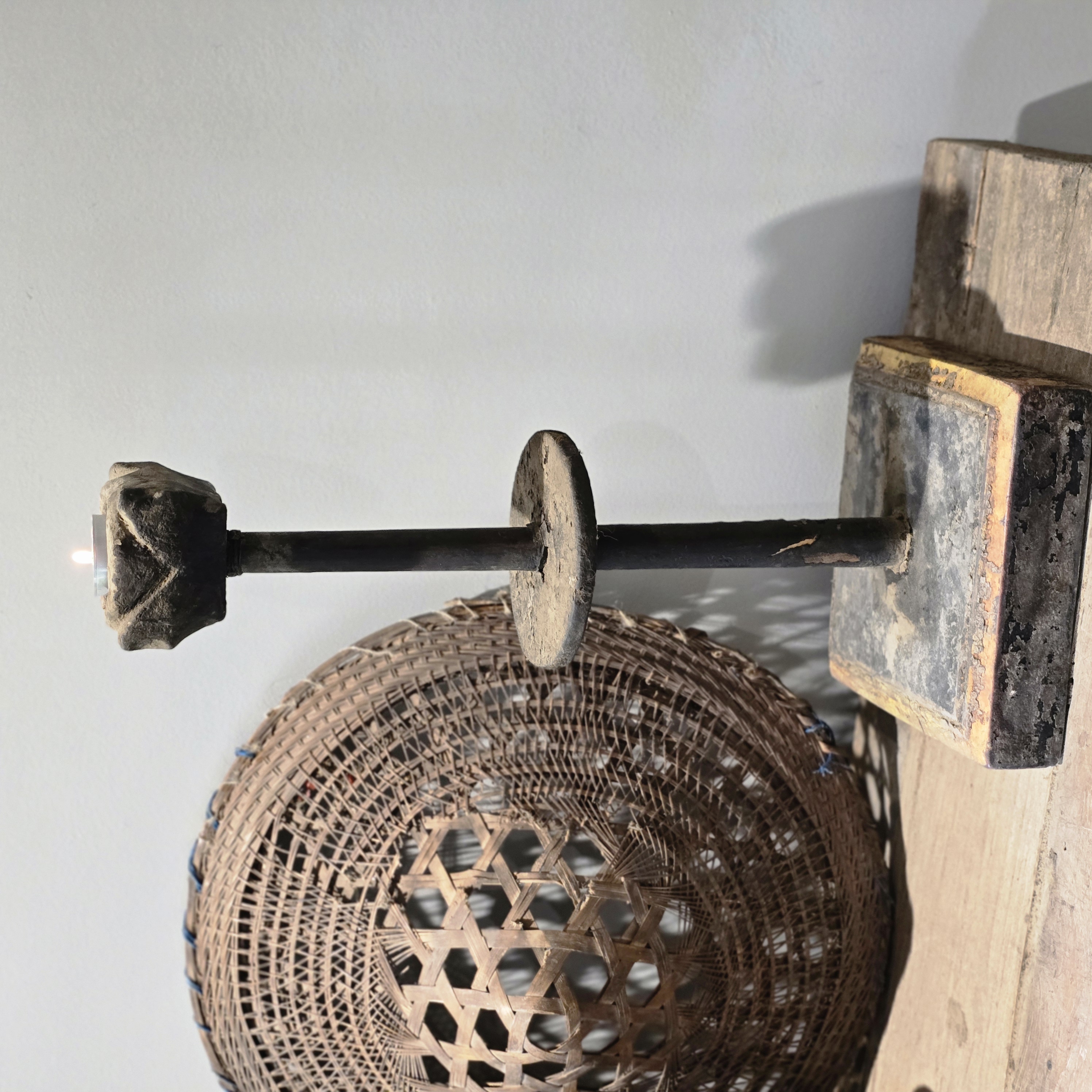 Oude Houten Kandelaar