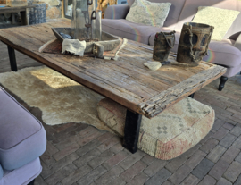 Robuuste Salontafel van Oud Doorleefd Hout