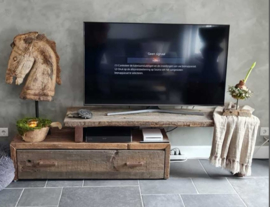 Oud Doorleefd Houten T.V Meubel