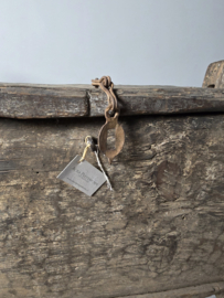 Oude Doorleefde Houten Himalayakist