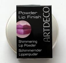 Powder lip finish