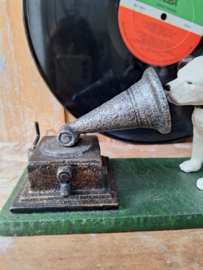 Nipper (his Master's voice)