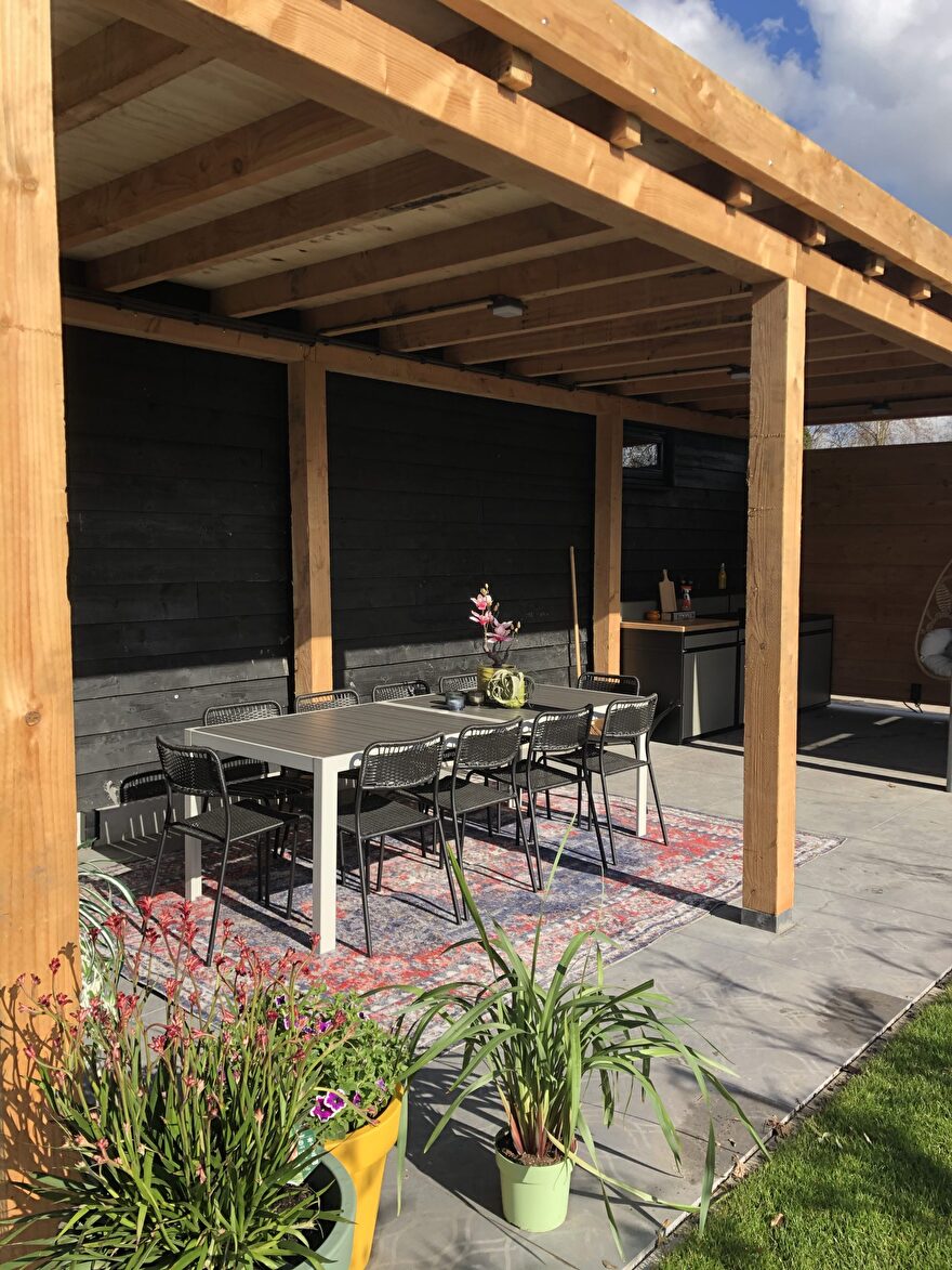 douglas veranda hottub