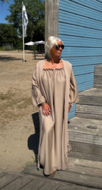 Grote maxi Jurk XXL "Love" camel