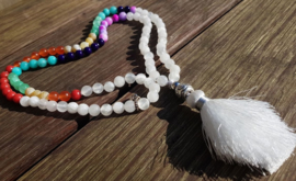"De Zeven-Chakra Mala" (basis wit)
