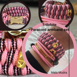Paracord Armband Slim Trilobite Zwart en Roze _SET