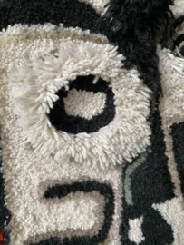 UNIQUE TUFTED WALLPIECE