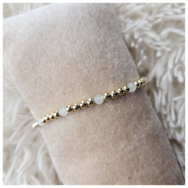 Armbandje Gold / White stone