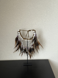 Ornament small shell & feather necklace