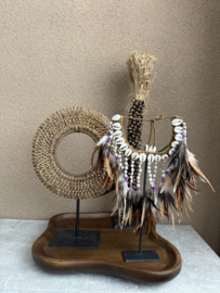 Ornament small shell & feather necklace