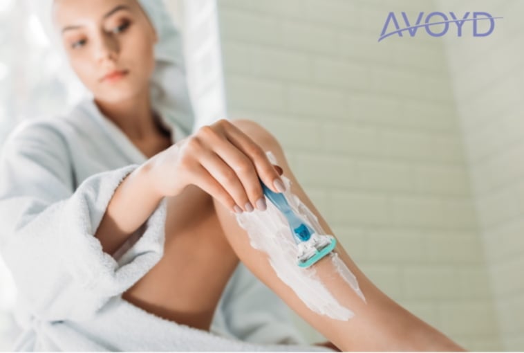 Simone blogging about skincare and her experience with AVOYD