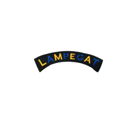 boog lampegat blauw oranje letters