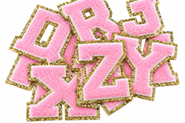 Roze letters badstof met gouden rand A t/m Z