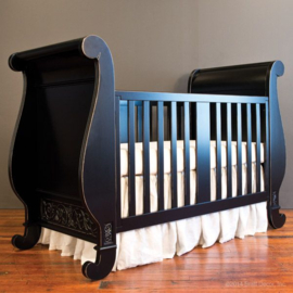 Bratt Decor Chelsea Sleigh crib dist black