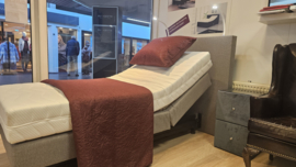 Boxspring met hooglaag functie