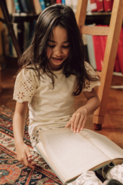 Mooi shirtje | bloemenprint mouwtjes | Loule | Creme Oat | Baje Studio