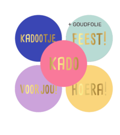 Sticker kadootje - blauw groen roze paars geel  goud - 5 cm - 10 stuks