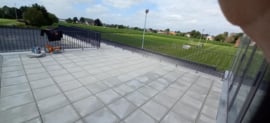 Terras op tegeldragers