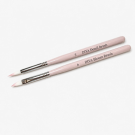 DIVA® Bloom Brush nr. 6 en DIVA® Detail Brush nr. 5 –