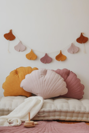 Ginkgo leaf pillow "Powder pink"