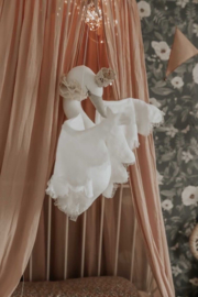 Linen & Lace swan, white
