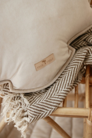 XL Velvet sierkussen schelp, 'Cream' -MoiMili