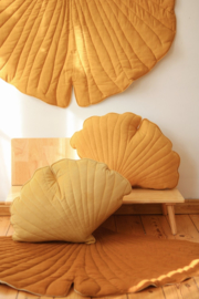 Ginkgo leaf quilted mat "Mango"