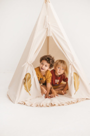 Tipi Tent - Golden Feathers