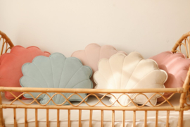 XL Velvet sierkussen schelp, 'Powder Mint' -MoiMili