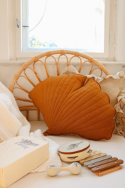 Ginkgo leaf pillow "Caramel"