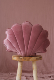 Soft velvet sierkussen schelp, 'Dirty Pink' -MoiMili