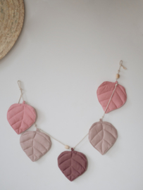 Slinger Leaf "Roses"