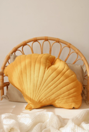 Ginkgo leaf pillow "Mango"